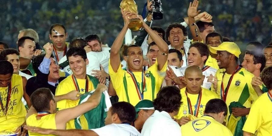 البرازيل تحتل الصدارة و"كلوزه" الهداف التاريخي.. 7منتخبات حول العالم حصدت كأس العالم