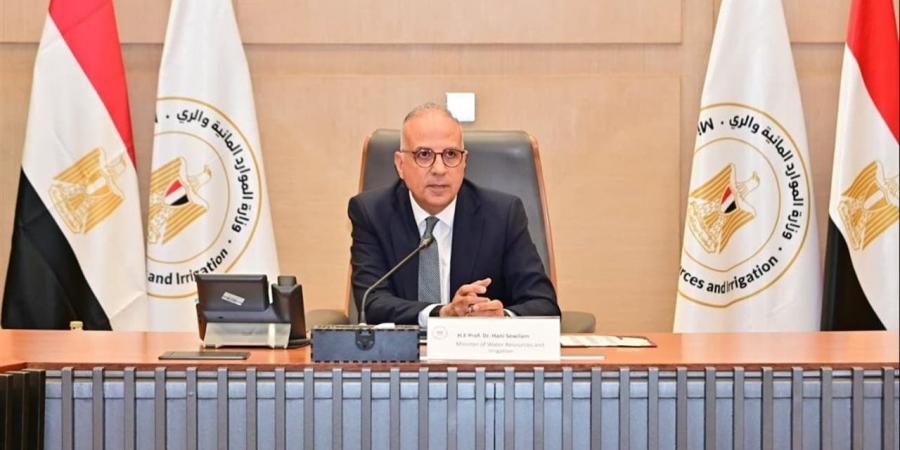 وزير الري: متابعة رقمية لأعمال تطهيرات الترع والمصارف