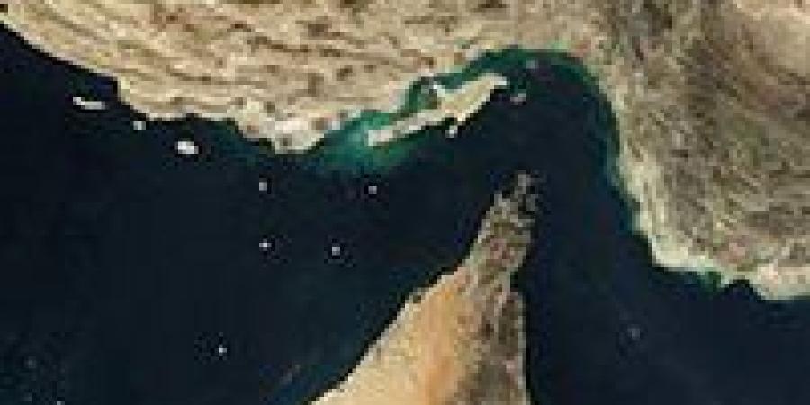 شريان النفط العالمي في خطر.. هل تنجح إيران في فرض حصار مضيق هرمز؟
