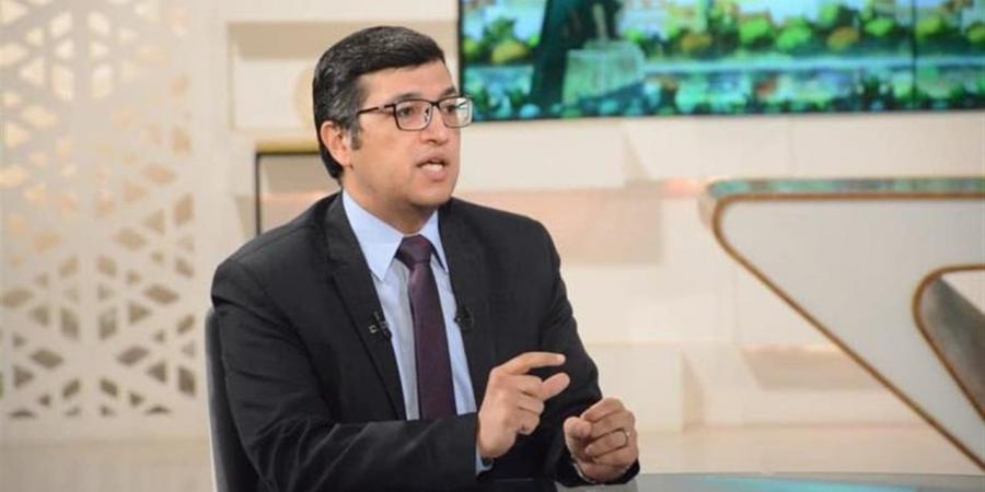 أسامة السعيد: ترامب يصنع حالة إرباك متعمد بين الحرب والمفاوضات مع إيران