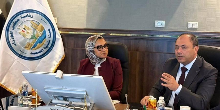 محافظ الوادي الجديد تبحث مع رئيس هيئة تنمية الصعيد الموقف التنفيذي للمشروعات التنموية