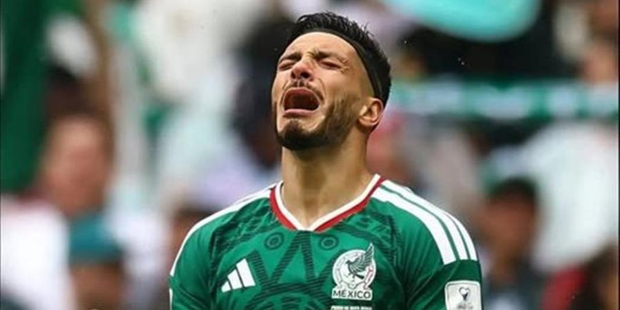 خيمينيز يهدي هدفه ضد جنوب أفريقيا لوالدته في لحظة مؤثرة رغم فقدان والده قبل المونديال