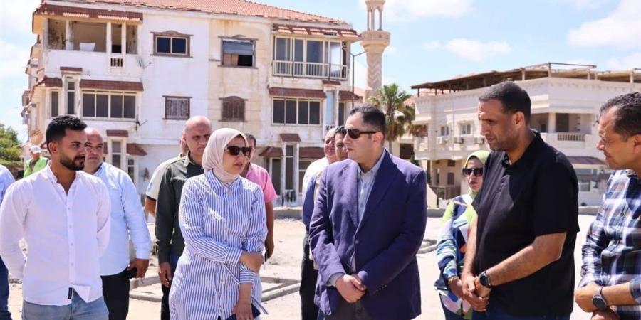 محافظ دمياط يوجه بتسريع تطوير اللسان والفنار برأس البر استعداداً للصيف