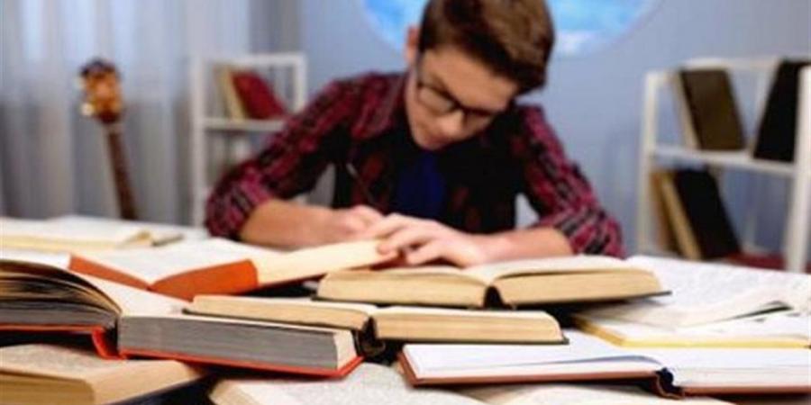 لطلاب الثانوية العامة.. كيفية تنظيم الوقت بين المذاكرة والراحة