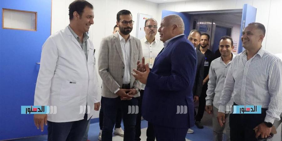 محافظ مطروح يتفقد مستشفى العلمين النموذجي لمتابعة سير العمل والخدمات المقدمة للمواطنين