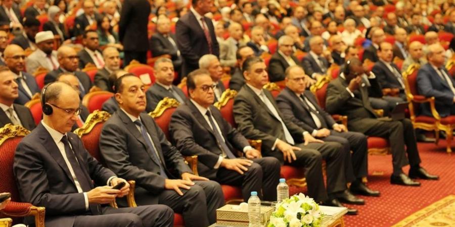 هيئة الدواء تستعرض إنجازات القطاع الدوائي وخطط التطوير حتى 2030