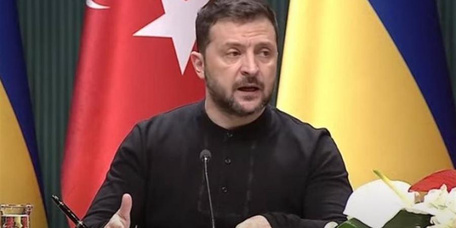 زيلينسكي: روسيا استهدفت عمدا موقعا مدرجا على قائمة اليونسكو في هجوم أوقع قتلى وجرحى