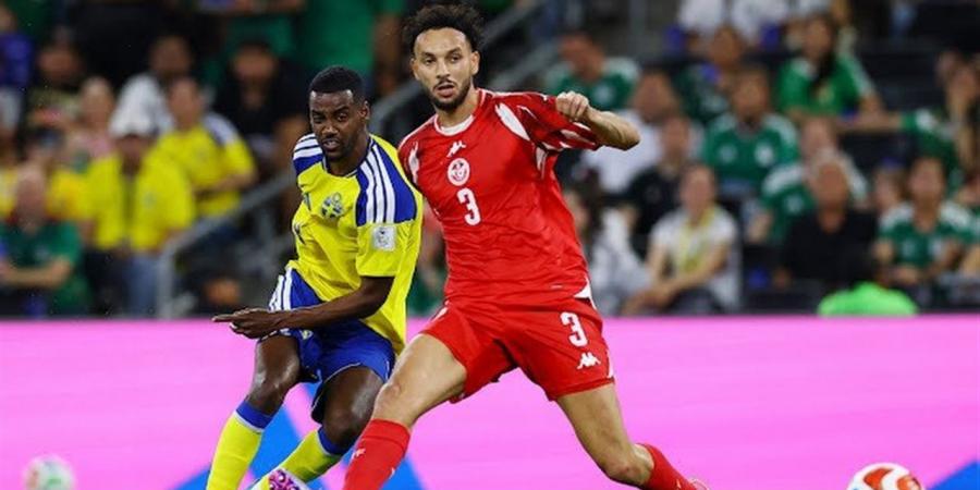 الشوط الأول.. منتخب تونس يتأخر أمام السويد بهدفين لهدف في كأس العالم