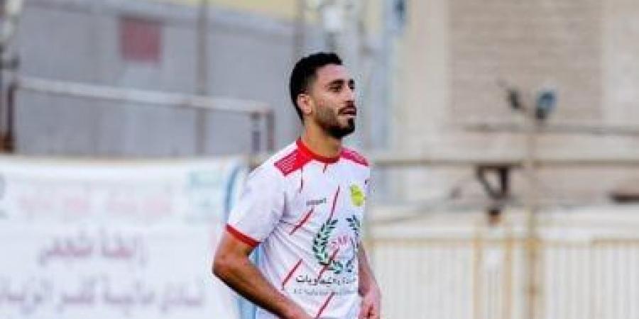الاتحاد السكندري يتعاقد مع مدافع مالية كفر الزيات ويخطفه من سموحة