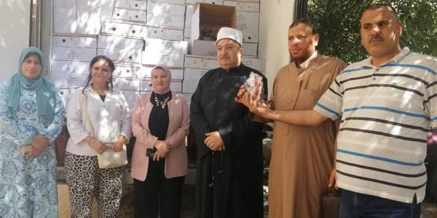 "أوقاف البحيرة" تسلم الدفعة الأولى من لحوم الأضاحي لـ"التضامن" لتوزيعها
