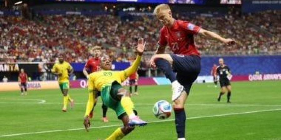 مهاجم التشيك: أهدرنا الفوز أمام جنوب أفريقيا وعلينا القتال أمام المكسيك