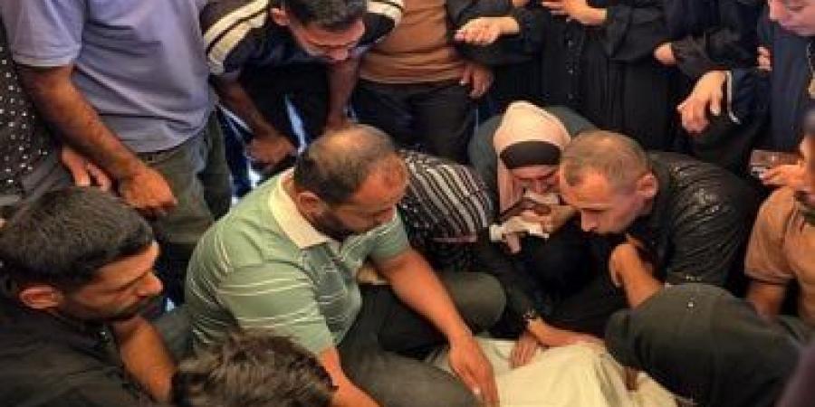 استشهاد 3 فلسطينيين وإصابة آخرين جراء قصف إسرائيلي غرب غزة
