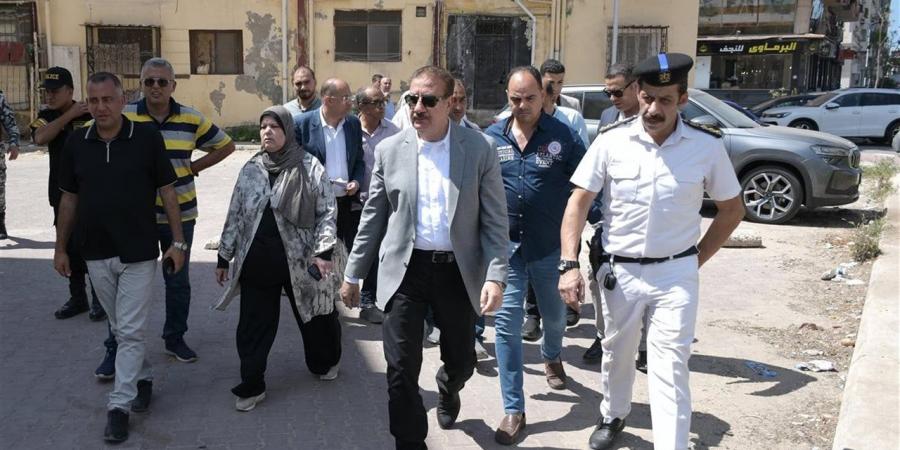 محافظ بورسعيد: لا تهاون مع أي تقصير في النظافة وإنذار حاسم للشركة المسئولة