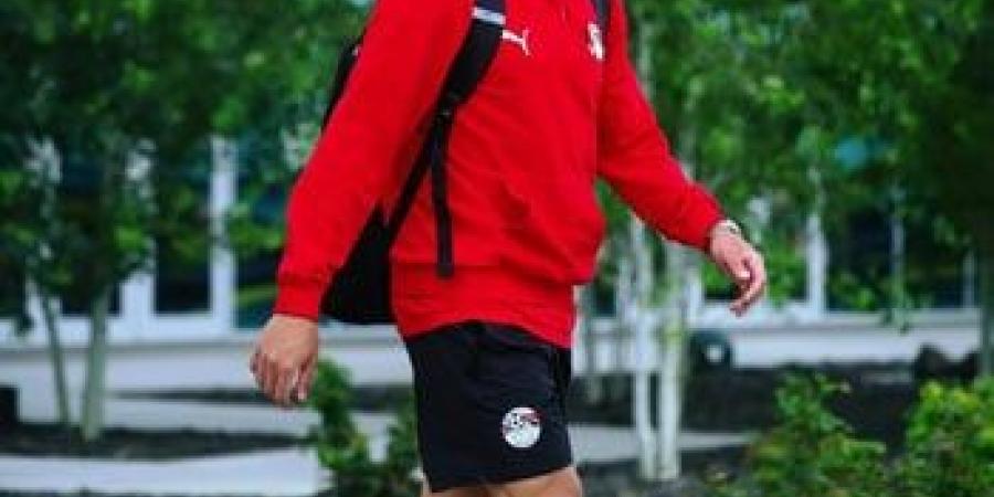 بعثة منتخب مصر تغادر إلى كندا استعدادًا لمواجهة نيوزيلندا.. صور