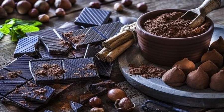 اختصاصي قلب يكشف: نوع واحد فقط من الشوكولاتة مفيد للصحة