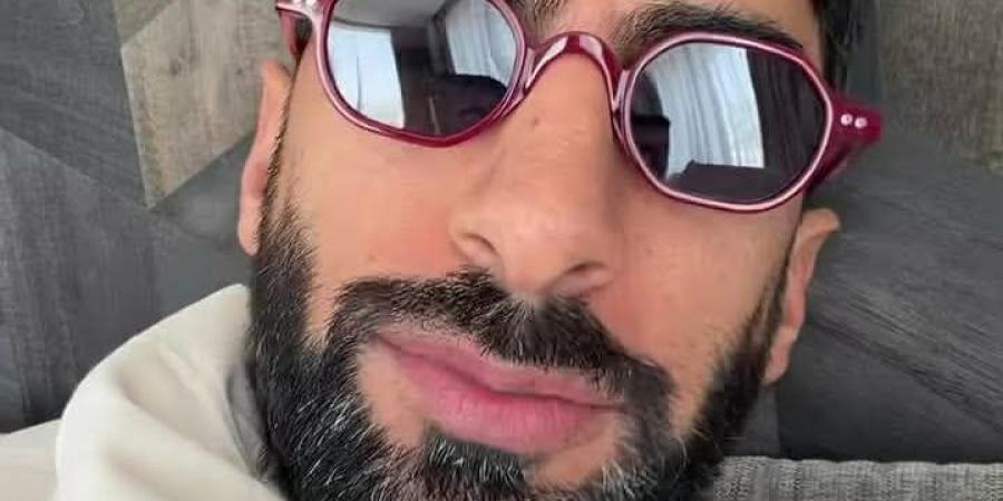 أنس بوخش يحتفل بفوز منتخب مصر ويتساءل: ماذا قيل للاعبين بين الشوطين؟